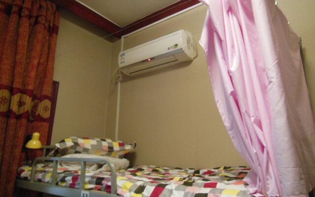 Wavetrace Hostel