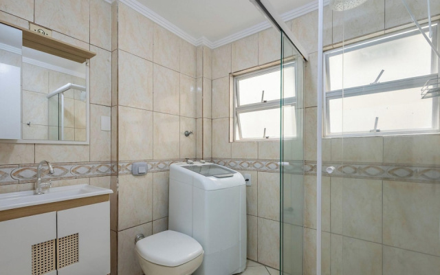 Apartments 160m From the Beach in BC - SRL