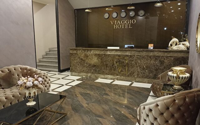 V hotel & tours