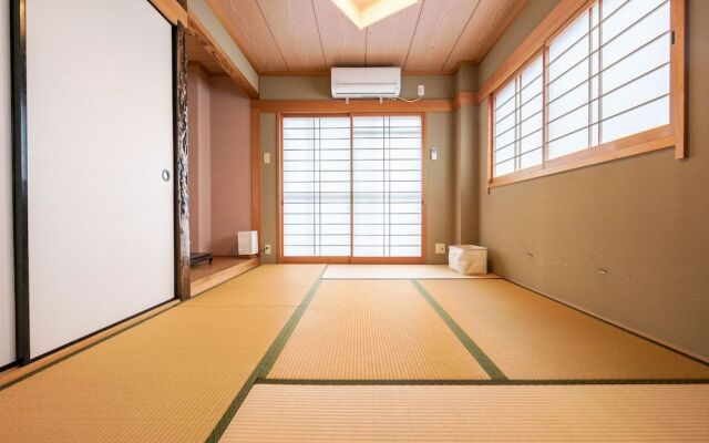 YUYU House - Kohama Mei