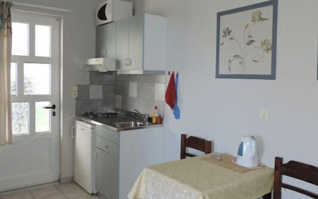 Nostalgia Apartments