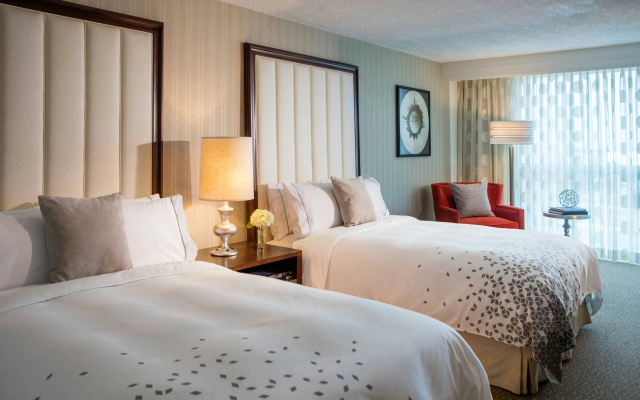 Renaissance Newark Airport Hotel