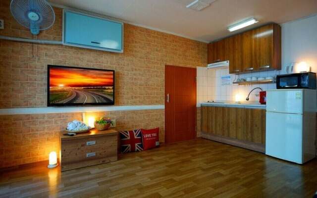 Sea Sight Pension