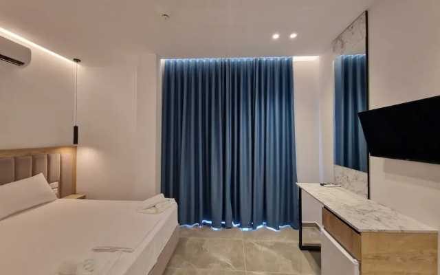 Monel Hotel