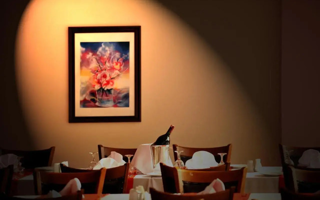 SunBeach Hill Hotel