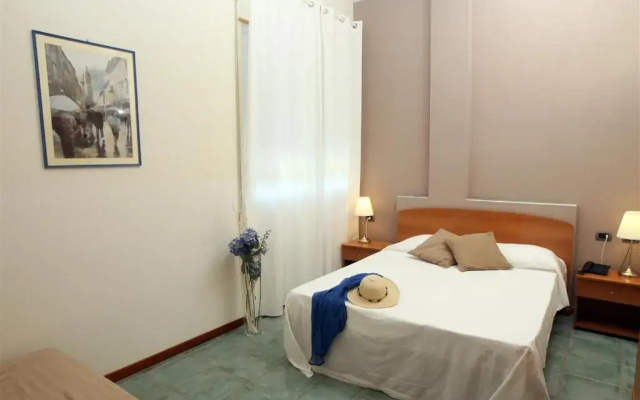 Stella Maris Beach Hotel