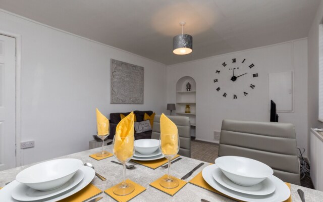 Lark Rise Apartments