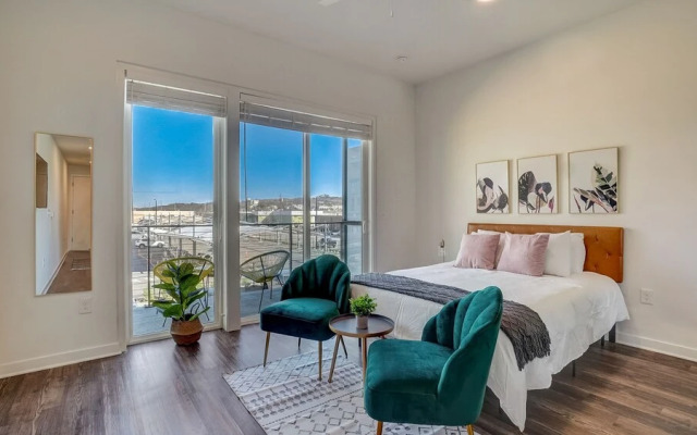 FRONTDESK Lakeview Green Apts Birmingham