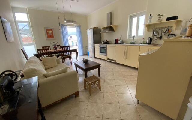 Kaloudis Apartment new 2021