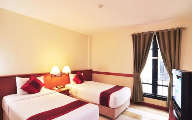 Oakwood Residence Sukhumvit 24 Bangkok