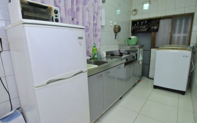 Good Man Hostel