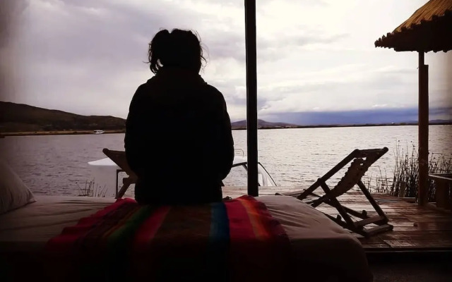 Uros Lake Titicaca Lodge