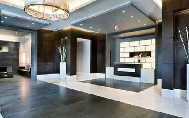 The Mcqueen - Self-Catered Apartment