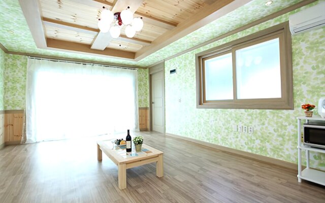 Uljin Starfish Pension