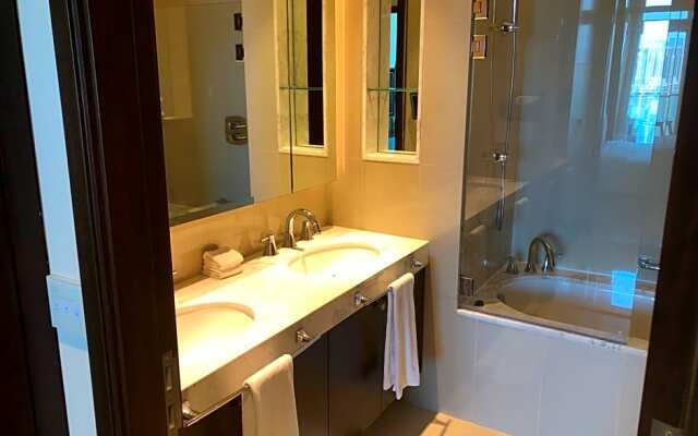 Address fountain views apartments