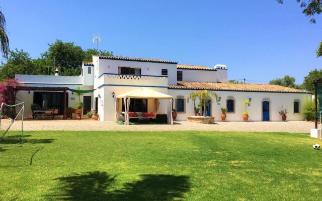 Villa with 6 Bedrooms in Loulé, with Wonderful Sea View, Private Pool And Wifi - 12 Km From the Beach