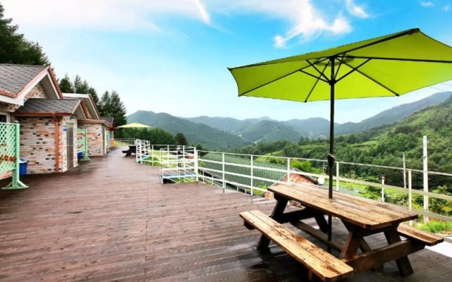 Jeongseon Starjari Pension