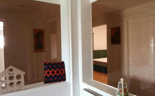 KALIDONIA RESIDENCE Suite Nicosia , Spacious 2 BR suite with office