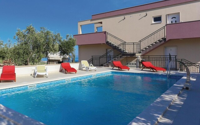 Stunning Home in Kastel Stafilic With Wifi and 6 Bedrooms