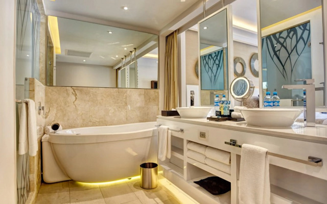 Royalton Riviera Cancun, An Autograph Collection All-Inclusive Resort & Casino
