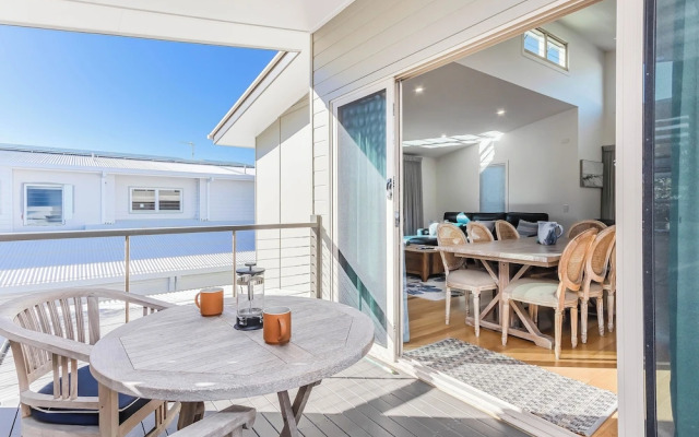 Beachside Luxe on She Oak