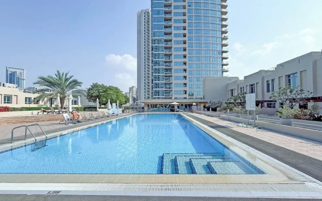 bnbme - Golf Tower - 2 BDR