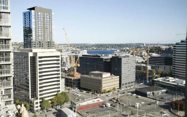 Convention Center Lux Suites By Barsala