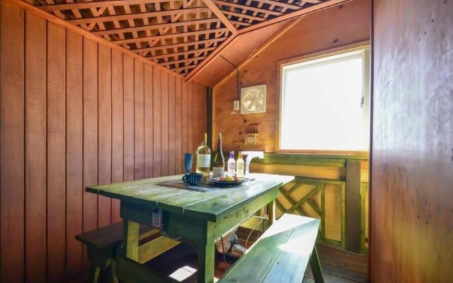 Ganghwado Dongmag Spa Pension