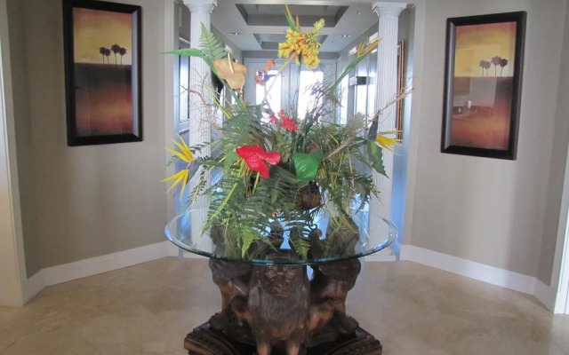 Majestic Sun Condos by Crystal Waters