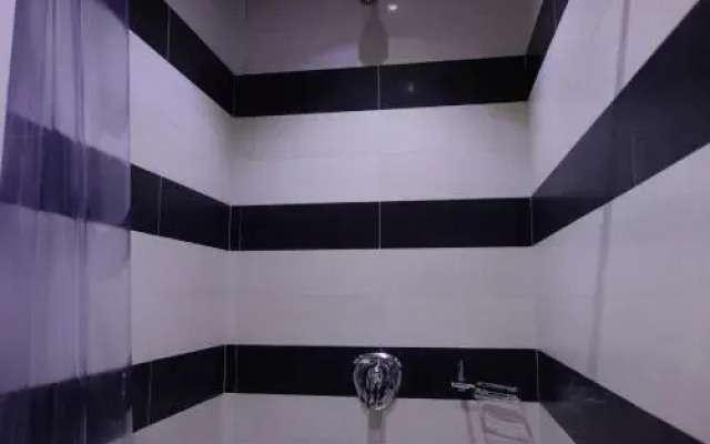 The Cranky Croc Hostel