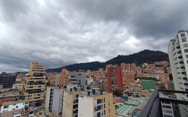 Art Loft in Chapinero 308
