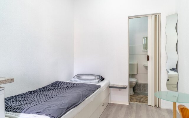 Private Apartment Kochstraße