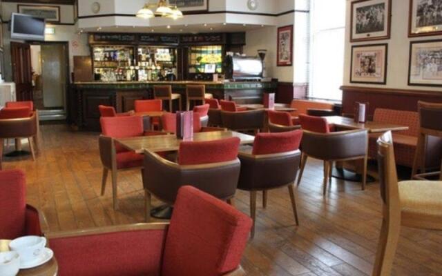 George Hotel