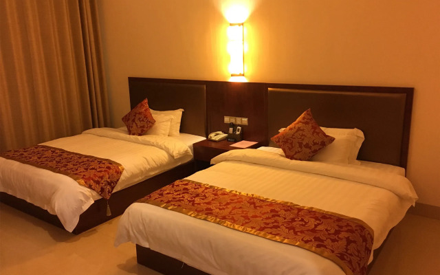 Yangshuo Mountain Top Retreat