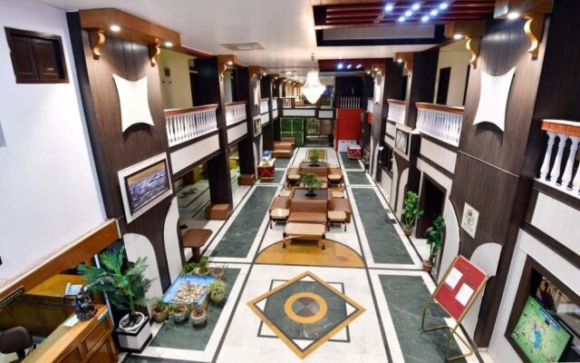 Dynasty Resort