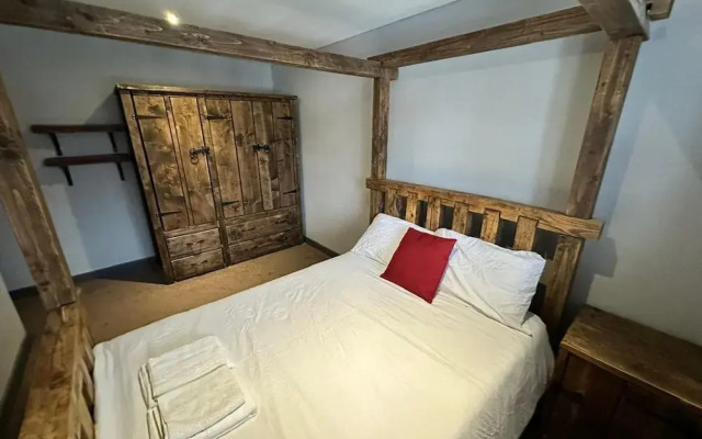 Leamington Spa-3 Bed-garden-pets-parking