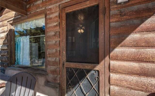 Tiny Two, 2 Bedrooms, Midtown, Sleeps 4