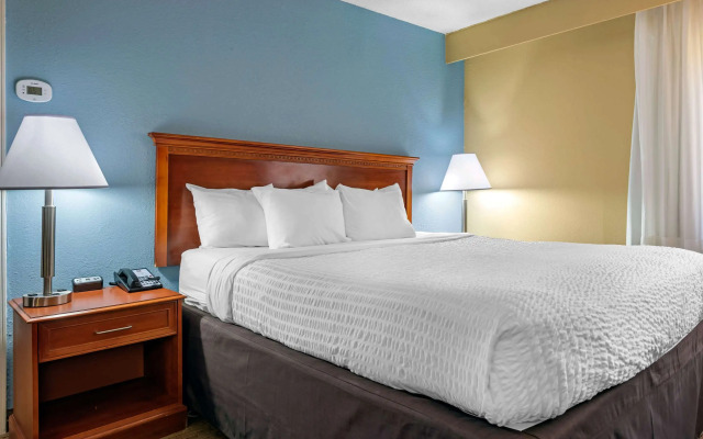 Clarion Hotel Conference Center Lexington North