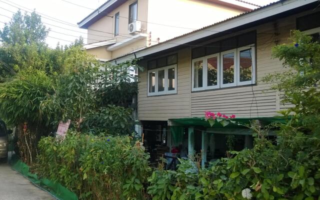 Phurahong Homestay