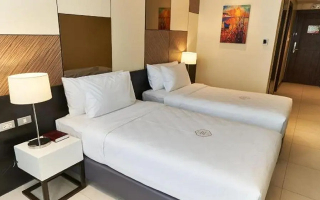 Summit Hotel Tacloban