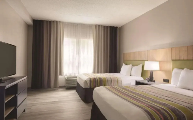 Country Inn & Suites