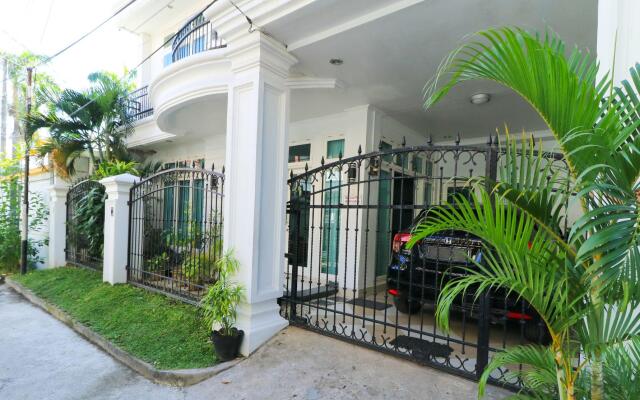 Ge JacMart Homestay Makassar