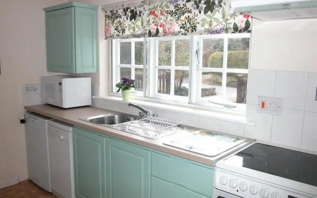 Winterbourne Cottage, Salisbury