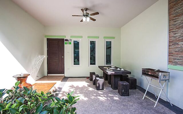 Baan Kiet 1 5 units with 2 bedrooms