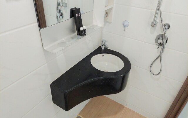 Modern And Comfort Studio Apartment At Sky House Bsd