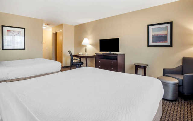 Best Western Plus Philadelphia Airport S. At Widener Univ.
