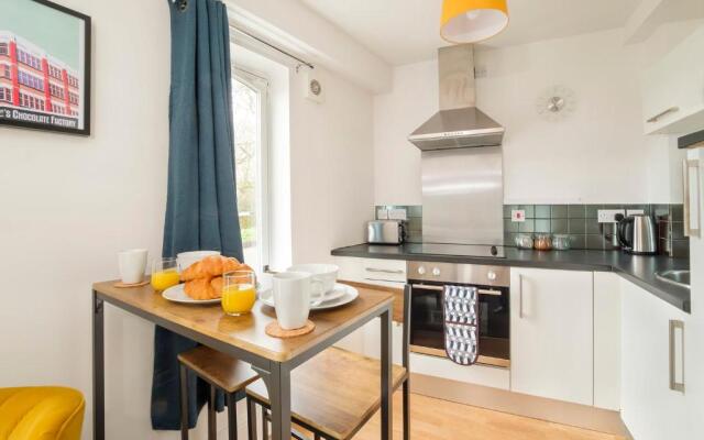 Abbotts Mews - Studio Apartment