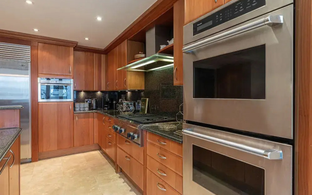 Stunning 6-Bed House Near Harrods in Knightsbridge