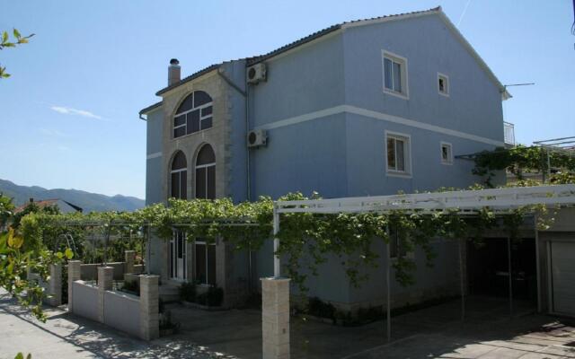 Apartment Jaki - 150 m from beach A4 Orebic, Peljesac peninsula