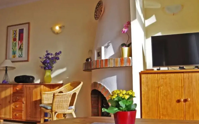 La Perla - South Facing, Sun Morning to Evening